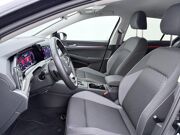 Volkswagen Golf 1.5 eTSI Life Business