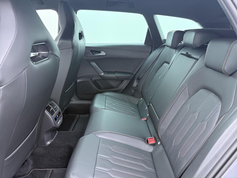 CUPRA Leon Sportstourer 1.4 e-Hybrid VZ Business