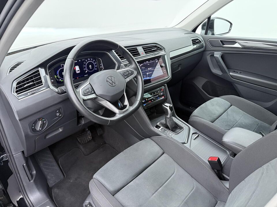 Volkswagen Tiguan 1.4 TSI eHybrid Elegance