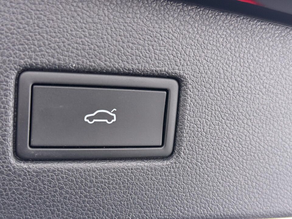 Volkswagen Tiguan 1.4 TSI eHybrid Elegance