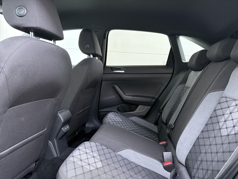 Volkswagen Taigo 1.0 TSI R-Line