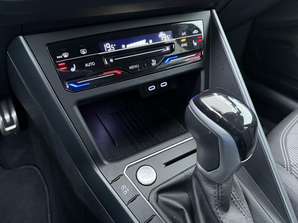 Volkswagen Taigo 1.0 TSI R-Line