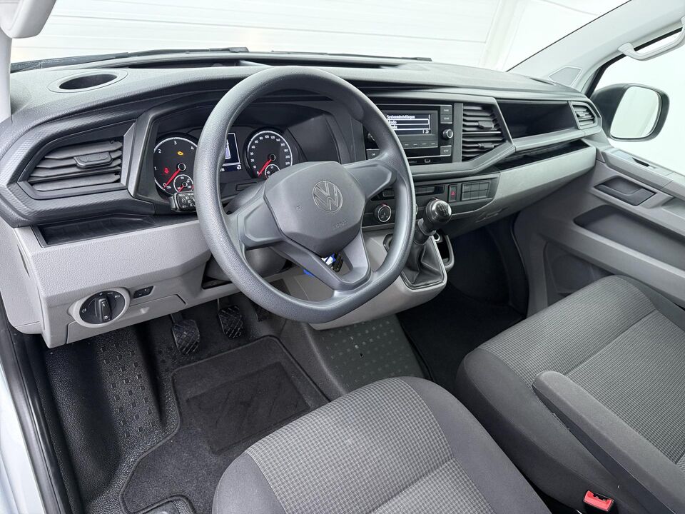 VW-Bedrijfswagens Transporter 2.0 TDI 110 PK L1H1 26