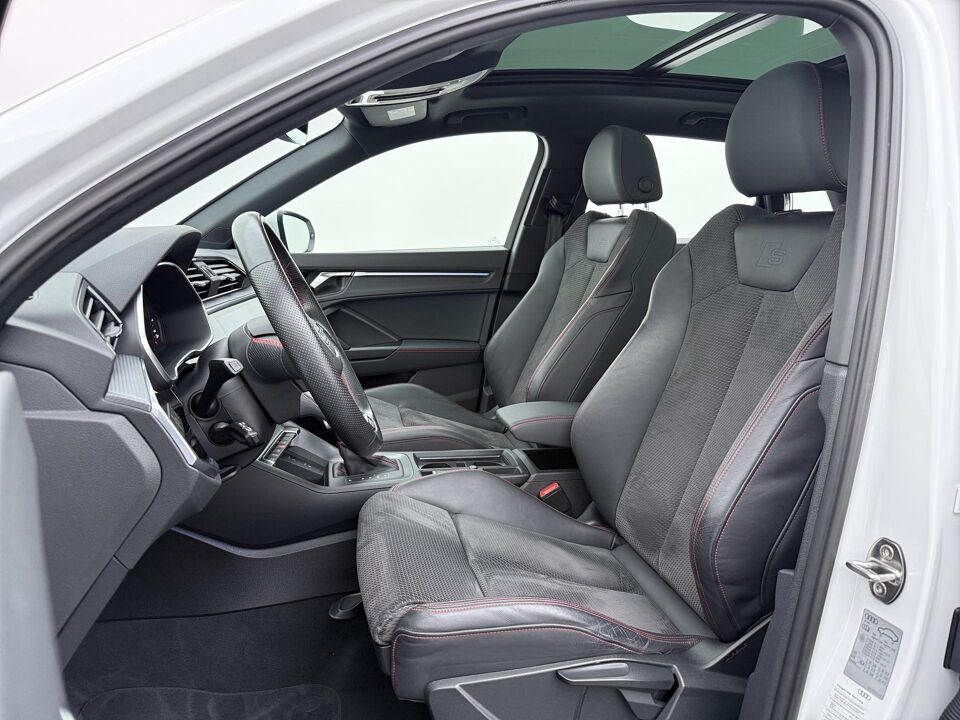 Audi Q3 45 TFSI e S-line