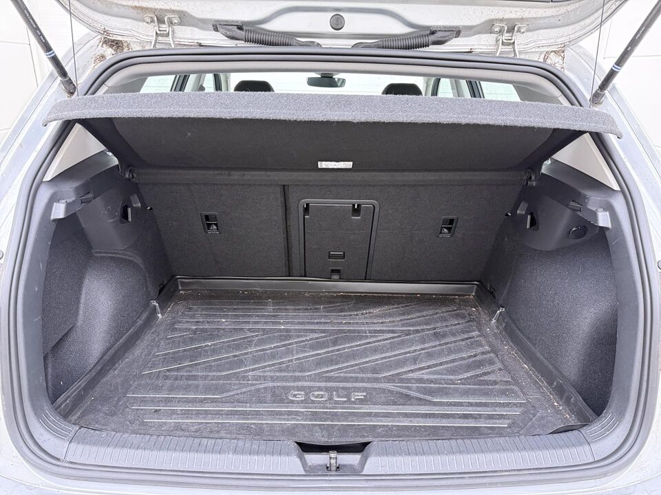 Volkswagen Golf 1.5 eTSI