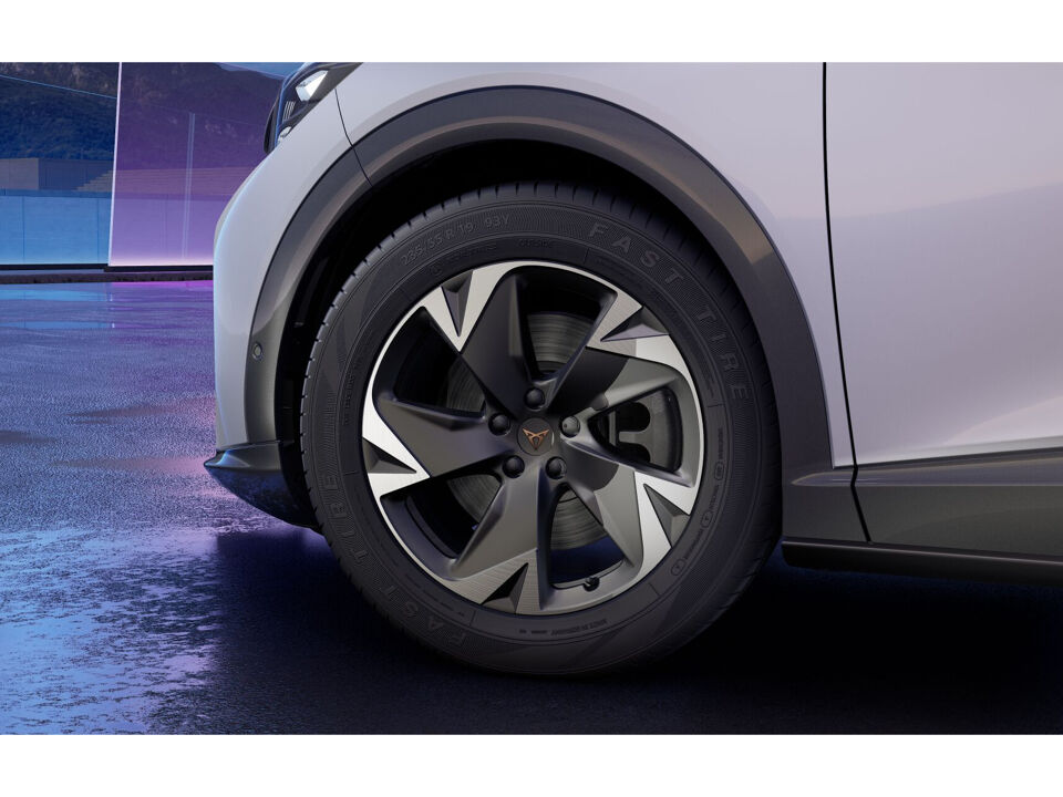 CUPRA Tavascan Business