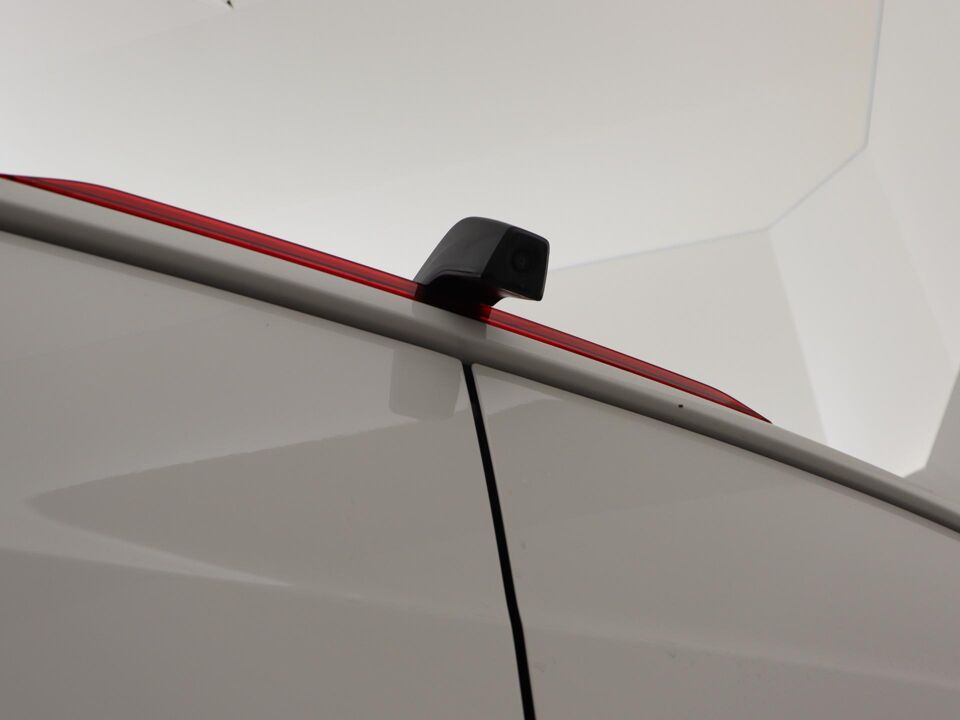 VW-Bedrijfswagens Crafter 35 2.0 TDI 140 PK Aut.L3H3 Highline EURO VI