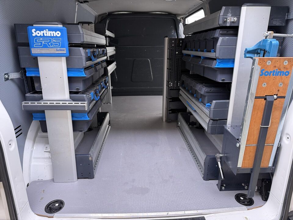 VW-Bedrijfswagens Transporter 2.0 TDI 150 PK L2H1