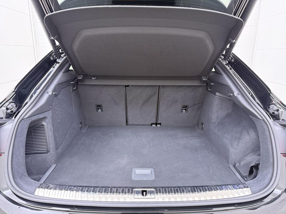 Audi Q3 Sportback 45 TFSIe S-line