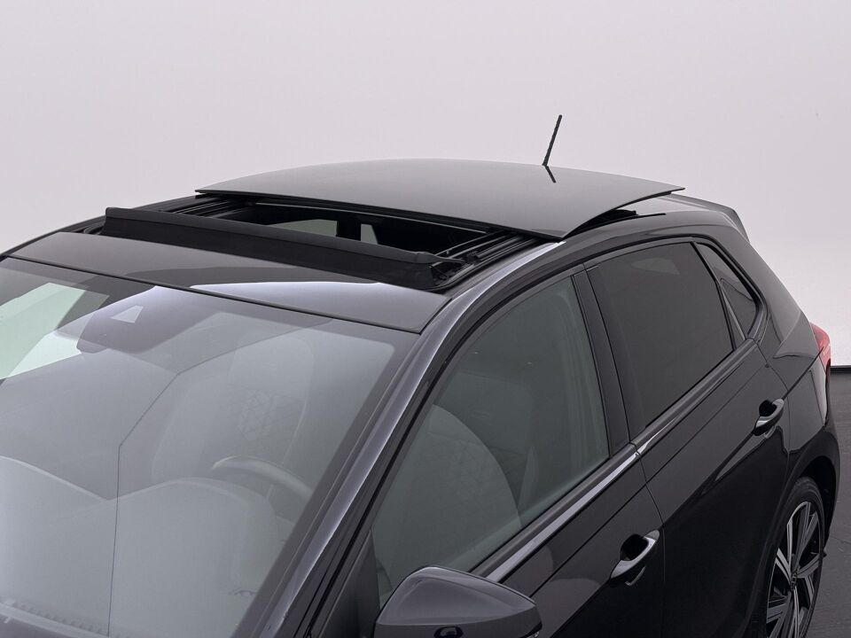 Volkswagen Polo 1.0 TSI R-Line Business