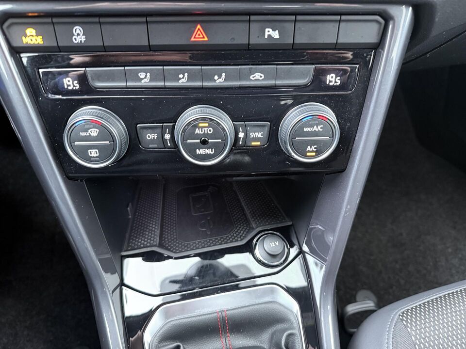 Volkswagen T-Roc 1.5 TSI R-Line