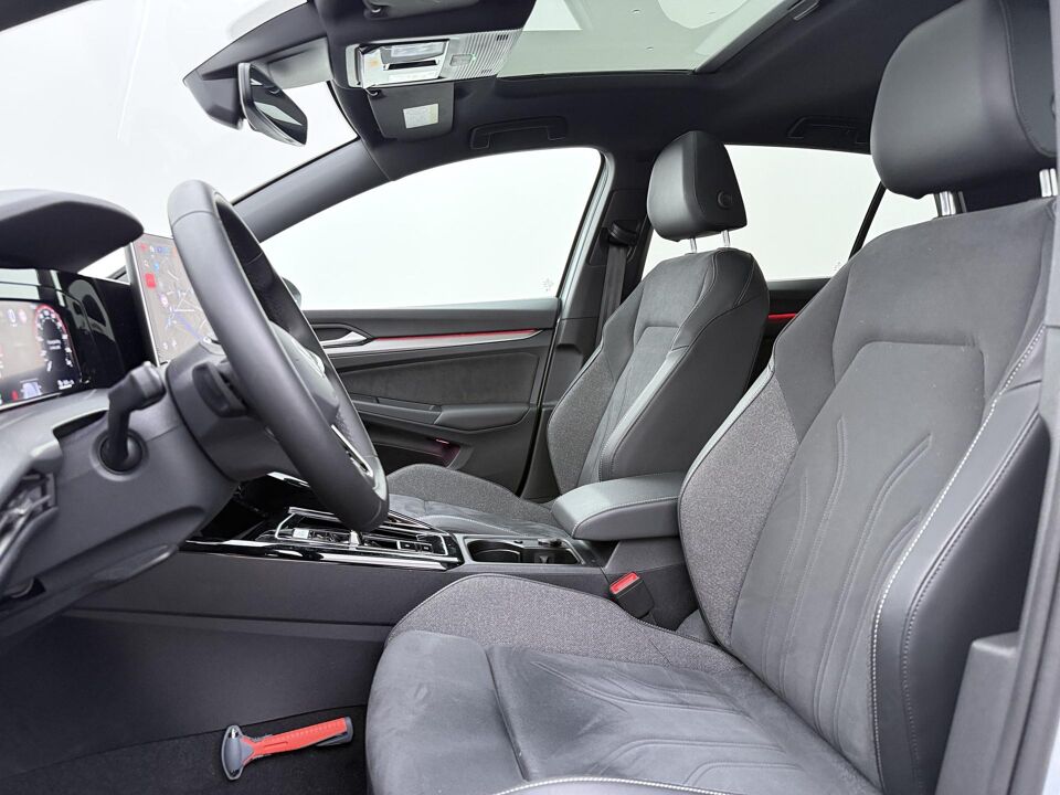 Volkswagen Golf 1.5 eHybrid 50 Edition