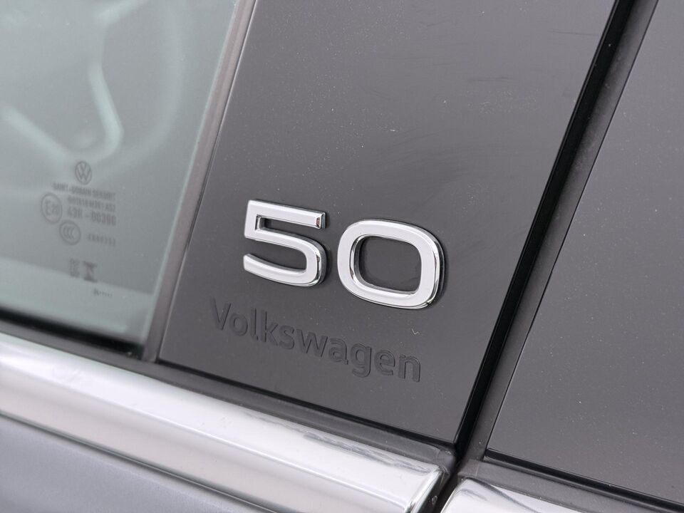 Volkswagen Golf 1.5 eHybrid 50 Edition