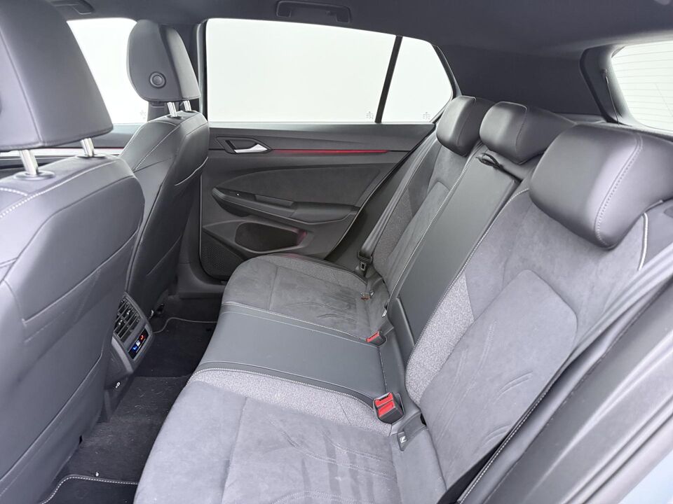 Volkswagen Golf 1.5 eHybrid 50 Edition