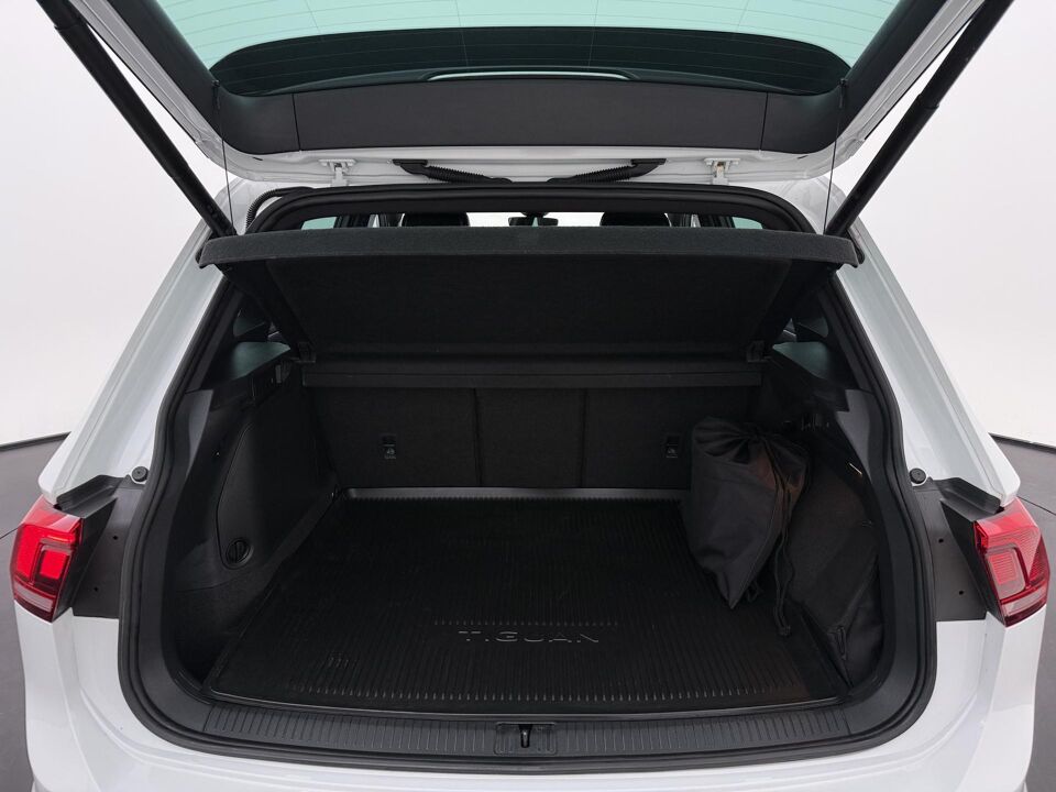 Volkswagen Tiguan 1.4 TSI eHybrid R-Line Business+
