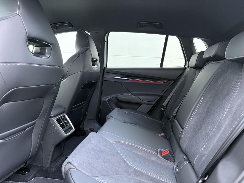 Škoda Elroq Sportline 150 kW / 204 PK