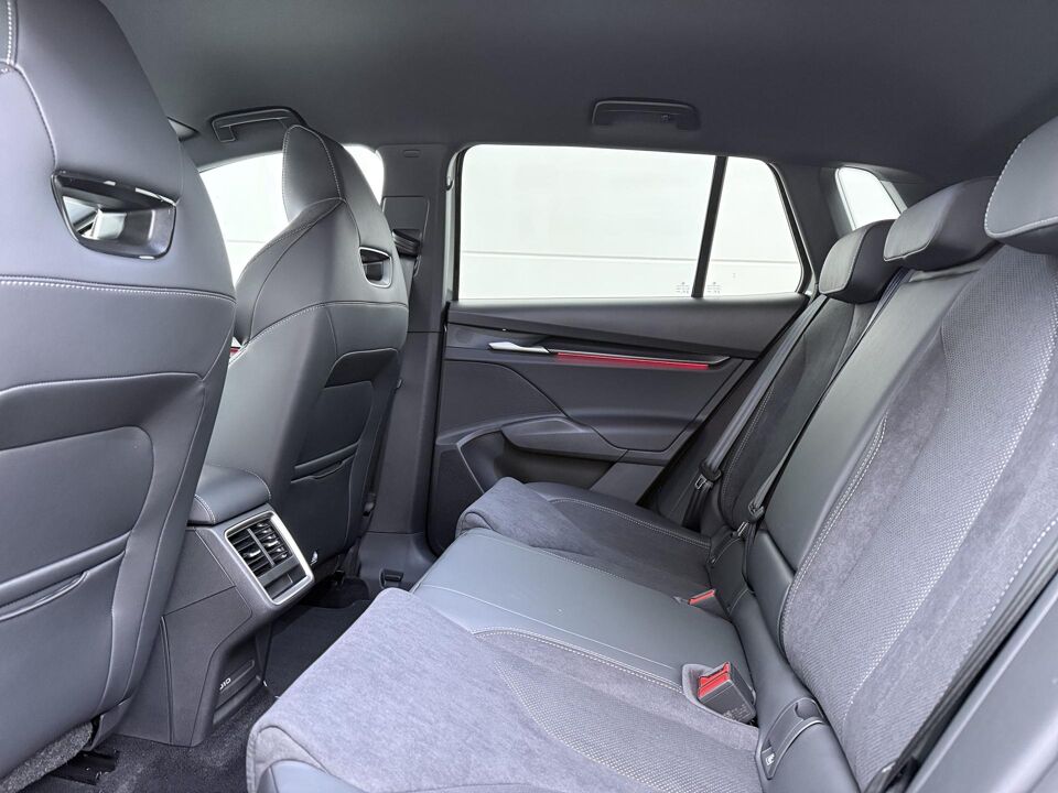 Škoda Elroq Sportline 150 kW / 204 PK