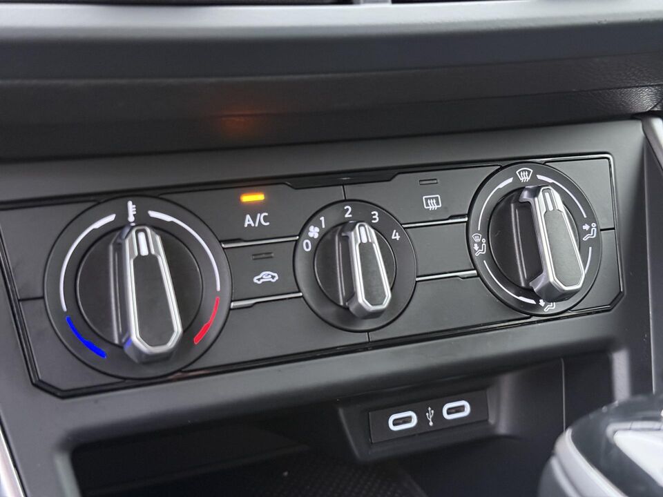 Volkswagen Polo 1.0 TSI Life Edition