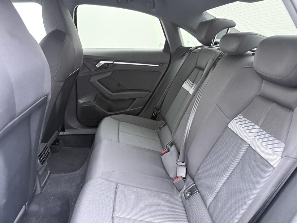 Audi A3 Limousine 30 TFSI Advanced edition