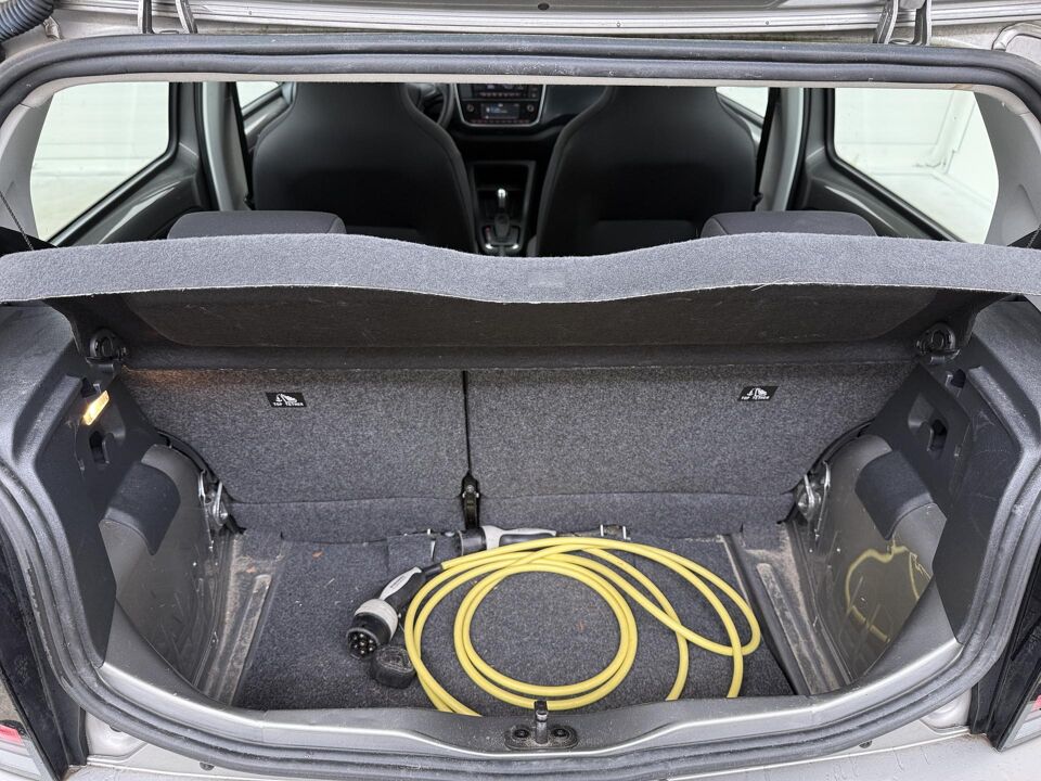 Volkswagen up! E-up!