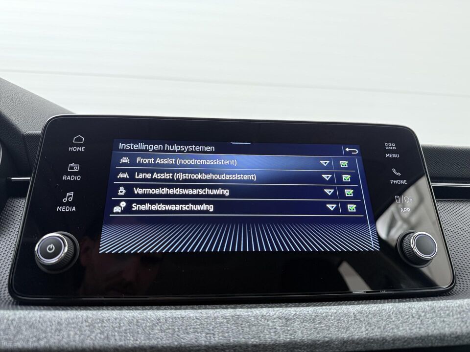 Škoda Kamiq Selection 1.0 TSI 85 kW / 115 PK