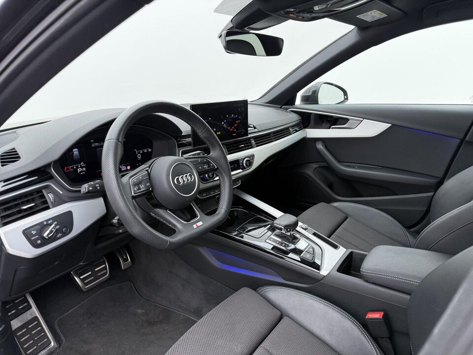 Audi A4 Avant 35 TFSI S-Line Competition
