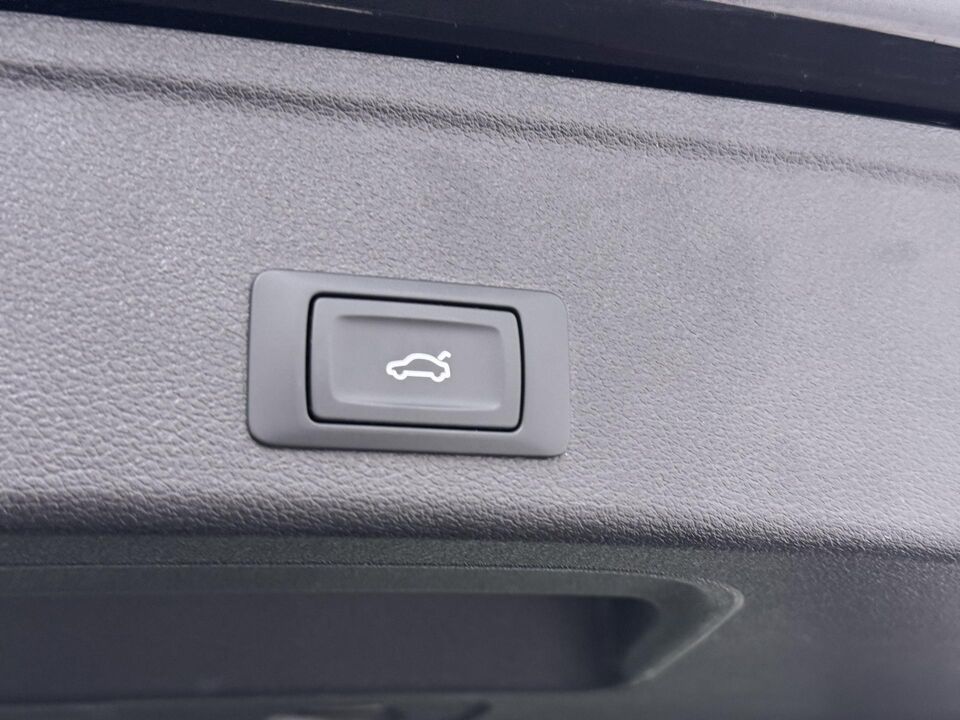 Audi A4 Avant 35 TFSI S-Line Competition