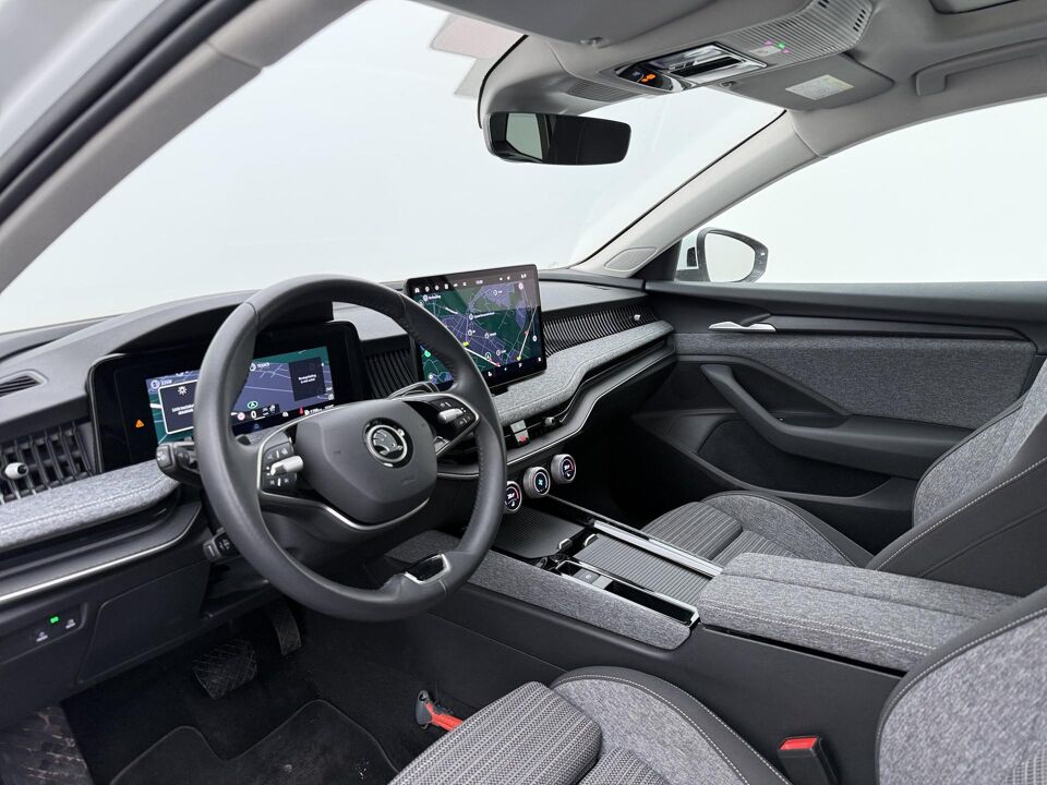 Škoda Superb Combi 1.5 TSI First Edition