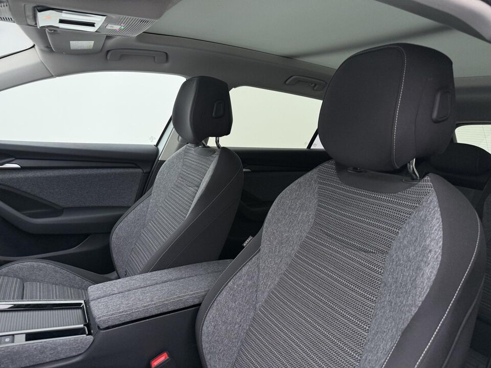 Škoda Superb Combi 1.5 TSI First Edition