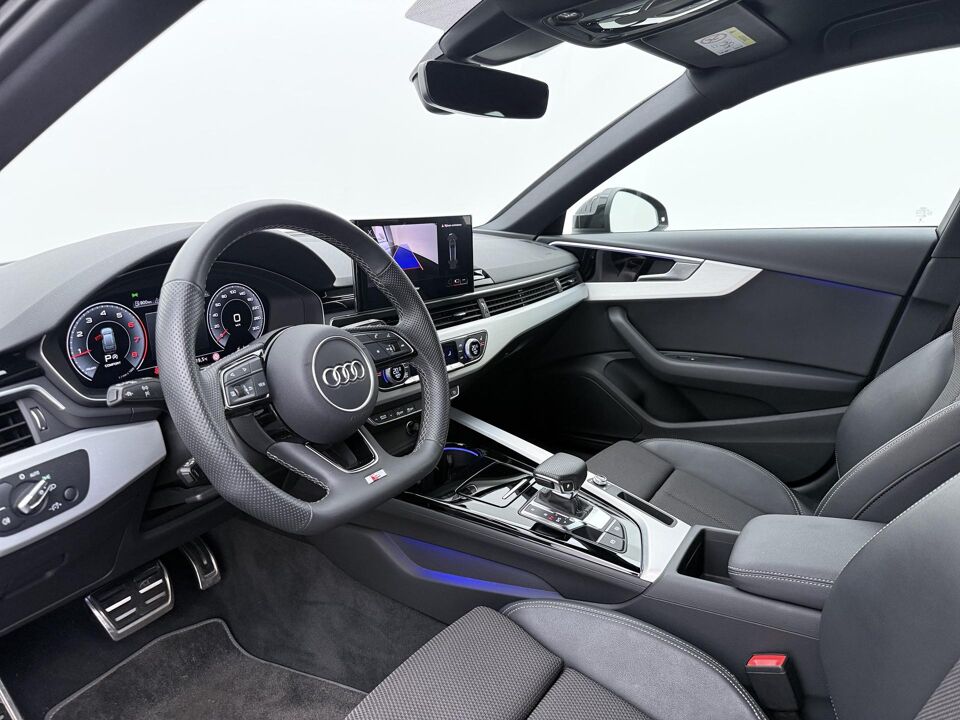 Audi A4 Avant 35 TFSI S-Line Competition