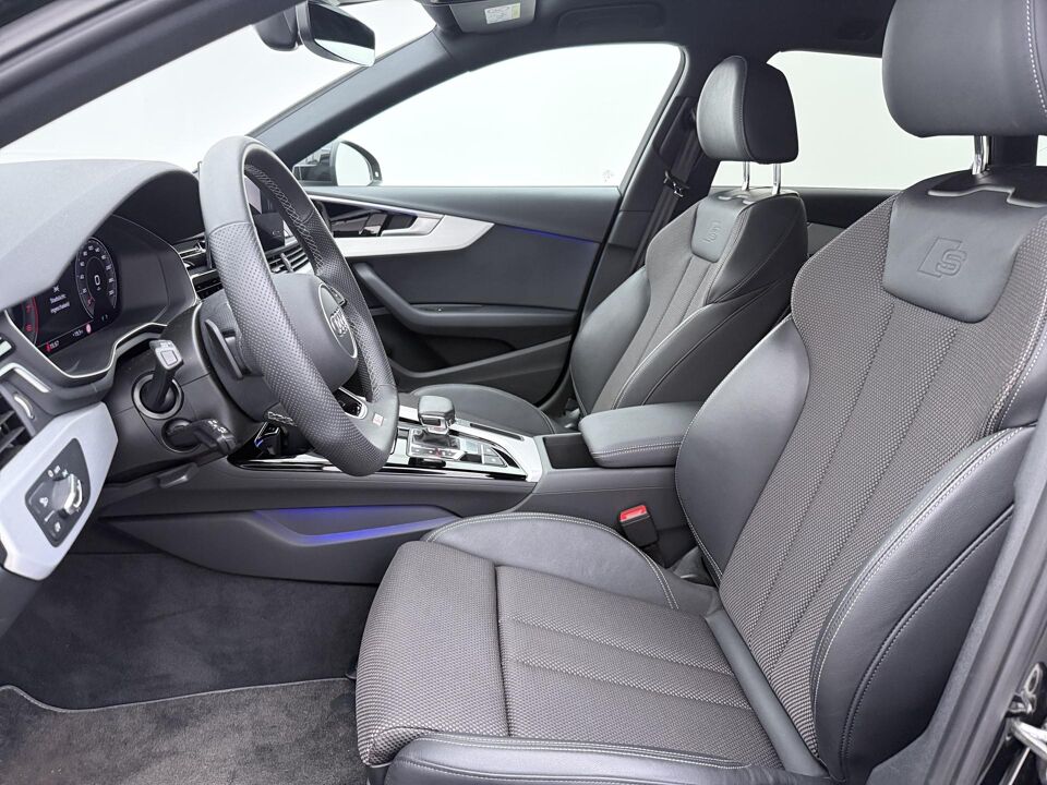 Audi A4 Avant 35 TFSI S-Line Competition