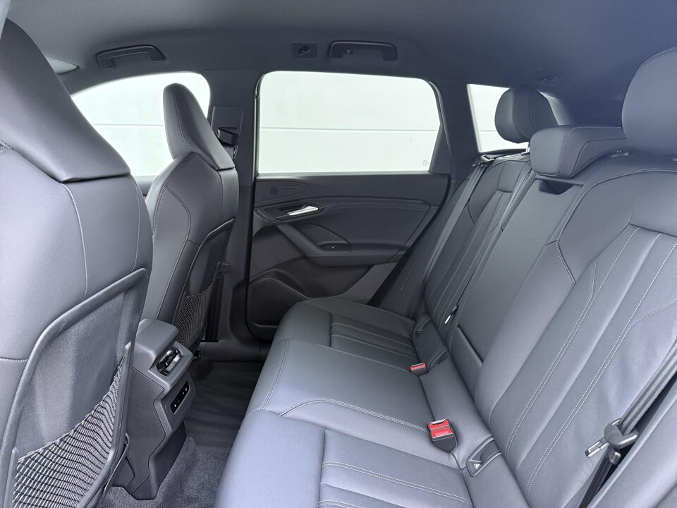 Audi Q6 e-tron S edition 83Kwh 185 kW / 252 PK