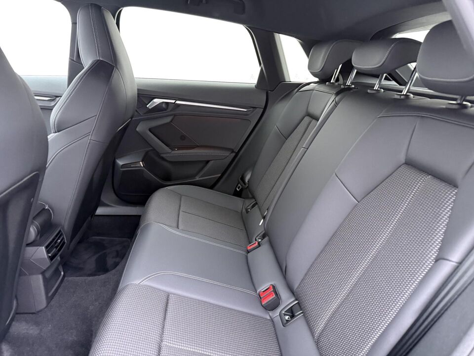 Audi A3 Sportback 30 TFSI S-line