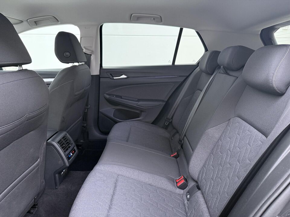 Volkswagen Golf 1.5 eHybrid Life Edition