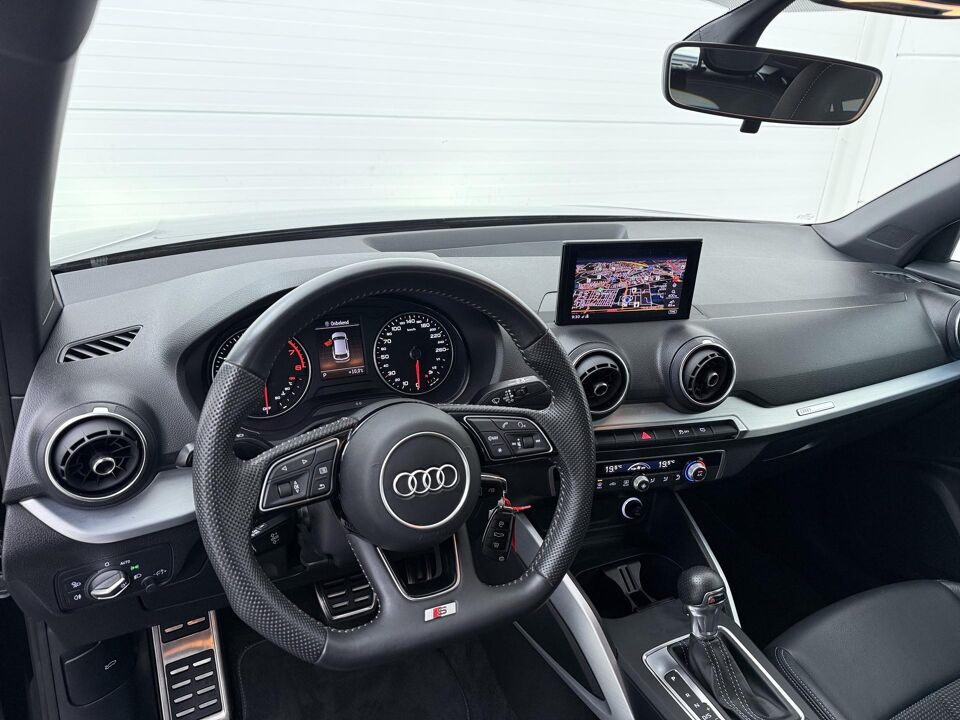 Audi Q2 35 TFSI S-line