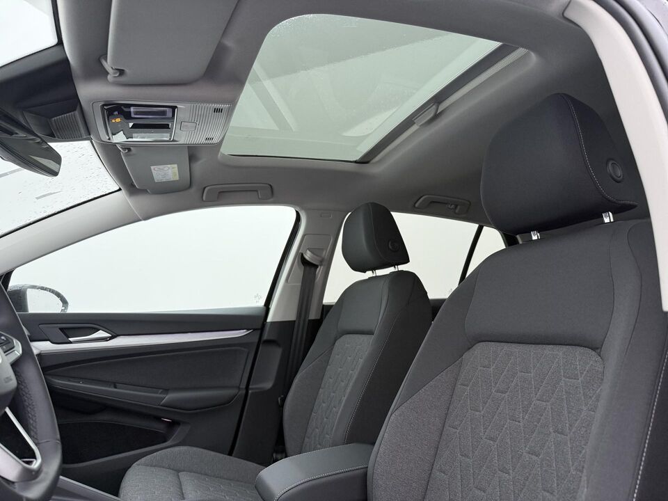 Volkswagen Golf Life Edition 1.5 eHybrid 150 kW / 204 PK
