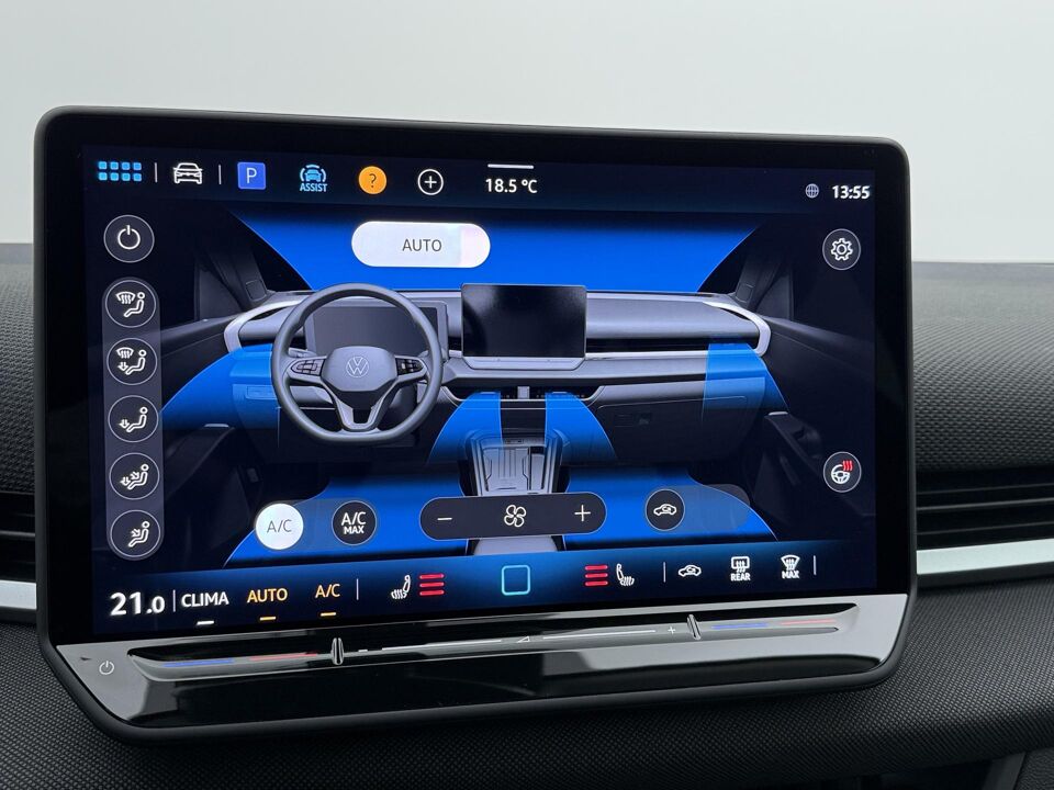 Volkswagen T-Roc Life First Edition 1.5 eTSI 85 kW / 116 PK