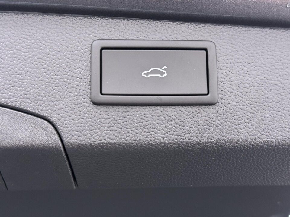 Volkswagen Passat Variant Elegance Business 1.5 eHybrid 150 kW / 204 PK