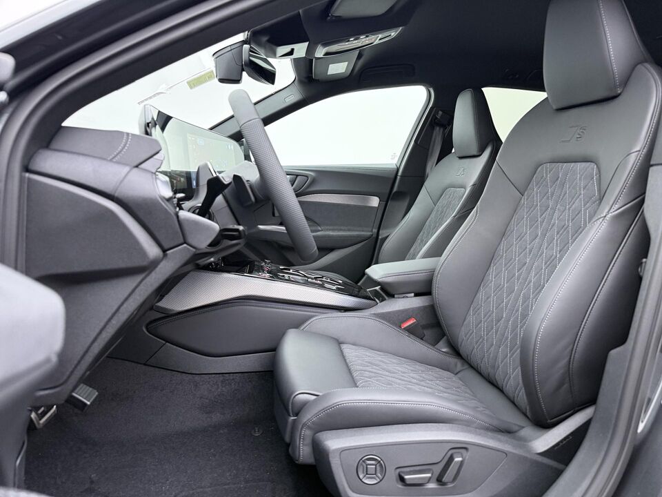 Audi A5 Avant S edition 2.0 e-hybrid 220 kW / 299 PK