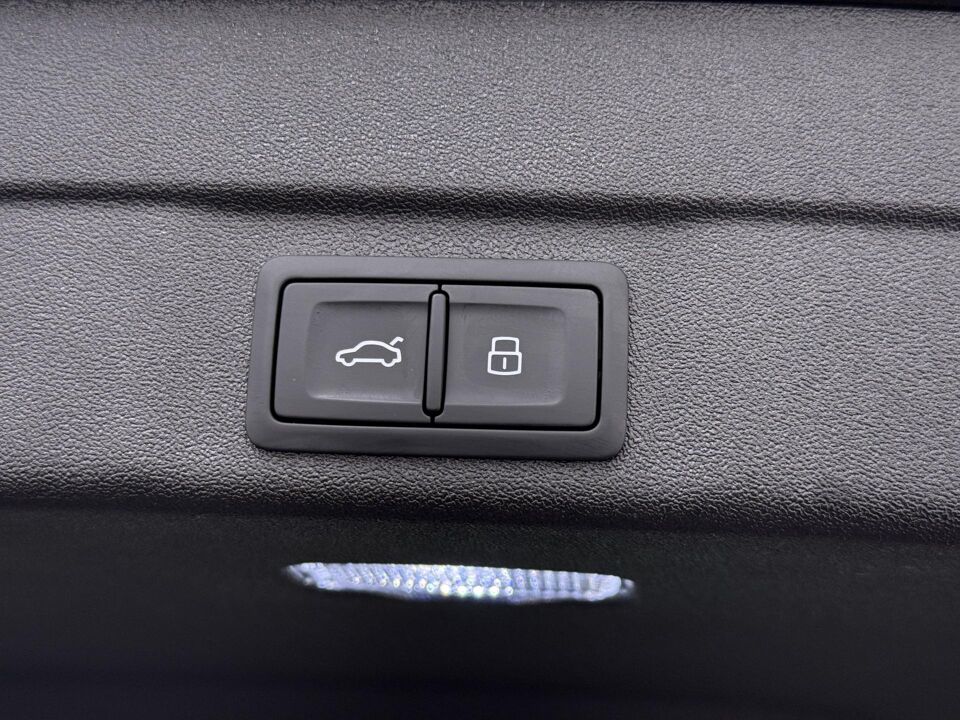 Audi A5 Avant S edition 2.0 e-hybrid 220 kW / 299 PK