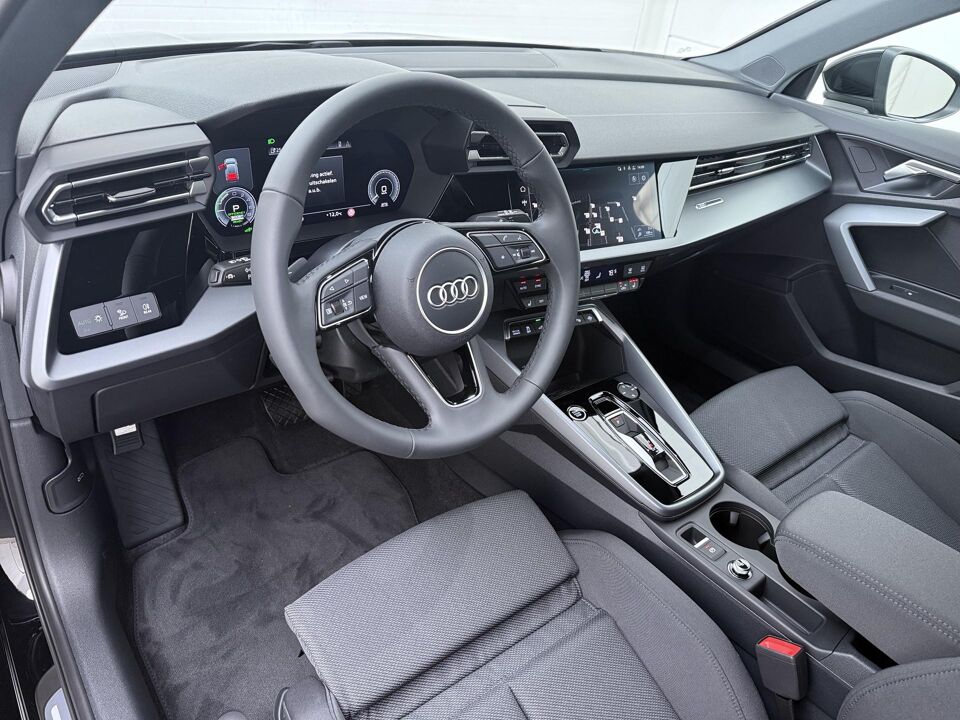 Audi A3 Sportback Advanced edition 40 TFSI e 150 kW / 204 PK