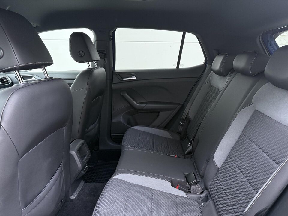 Volkswagen T-Cross 1.5 TSI R-line