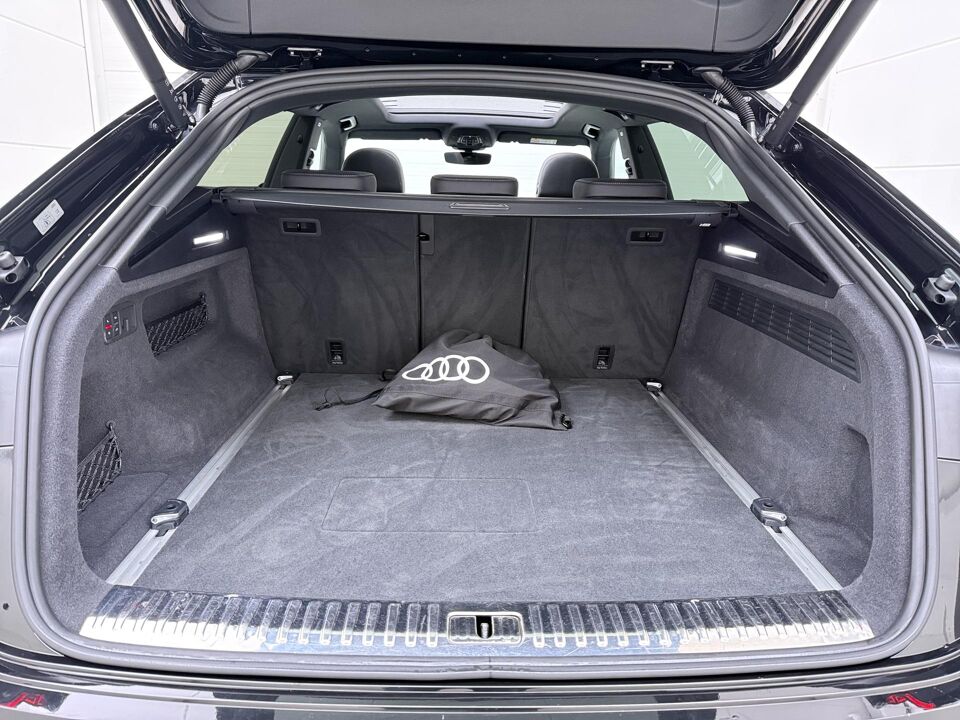 Audi Q8 60 TFSI e Quattro S-Line