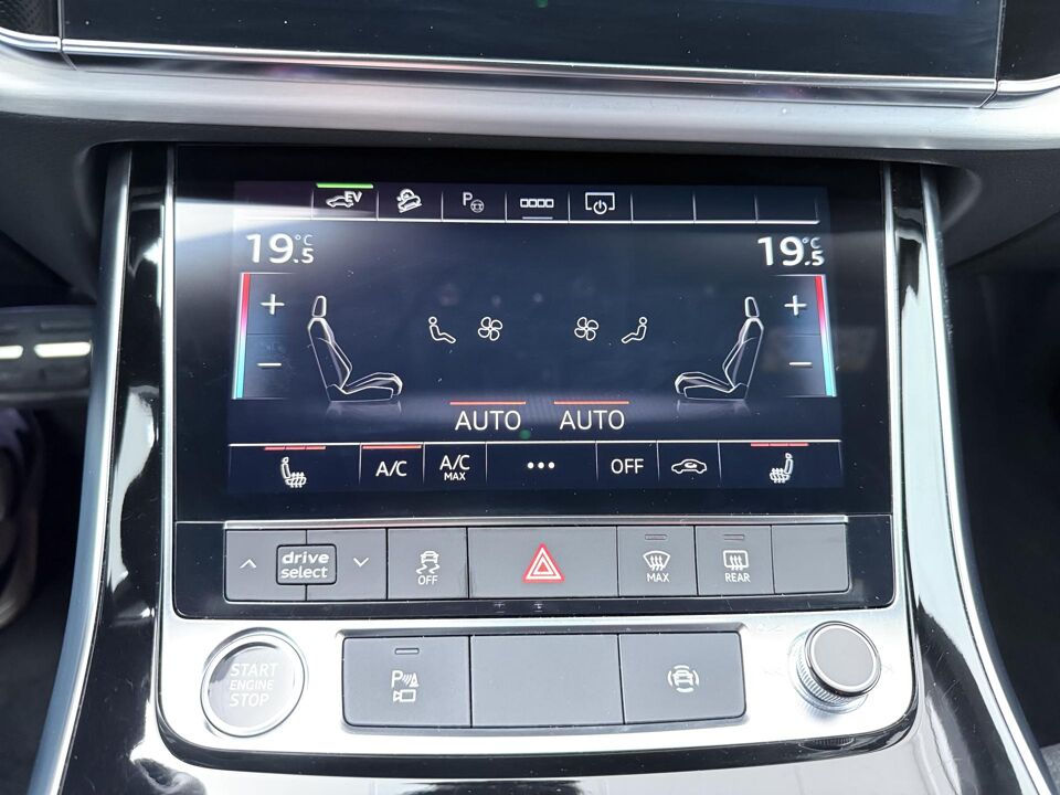 Audi Q8 60 TFSI e Quattro S-Line