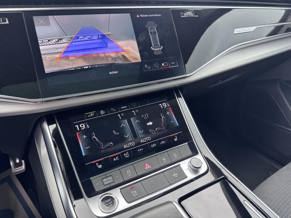 Audi Q8 60 TFSI e Quattro S-Line