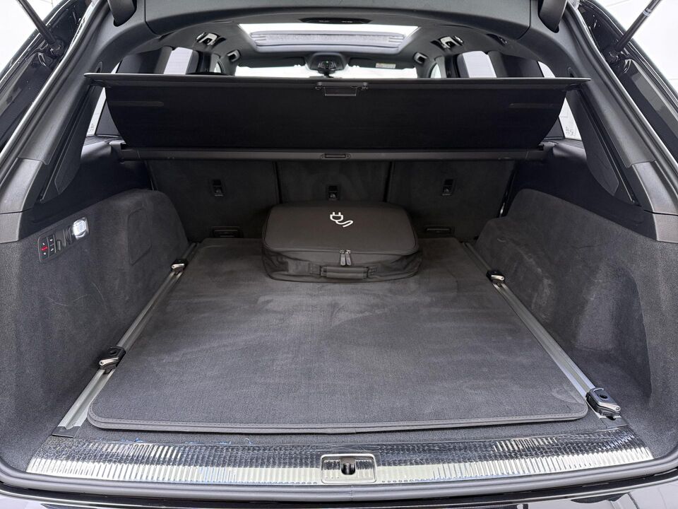 Audi Q7 55 TFSI e Quattro S-Line