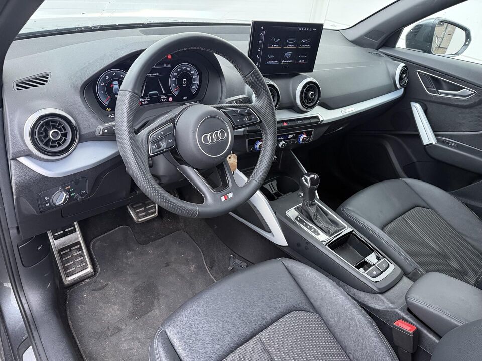 Audi Q2 35 TFSI S-line