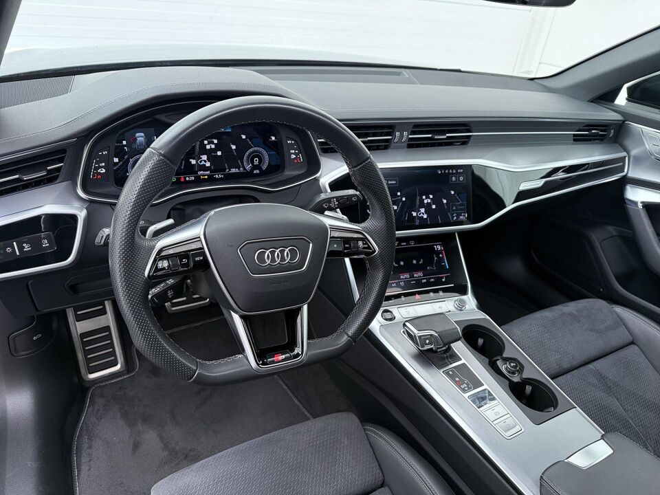 Audi A6 Avant 55 TFSIe S-line Quattro