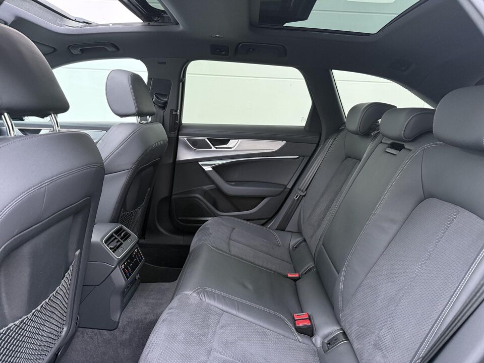 Audi A6 Avant 55 TFSIe S-line Quattro