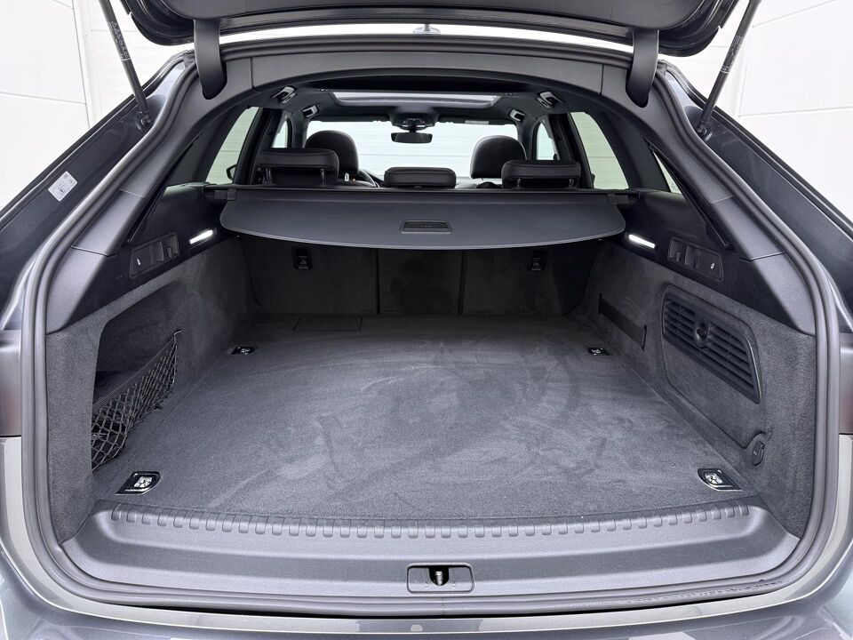 Audi A6 Avant 55 TFSIe S-line Quattro